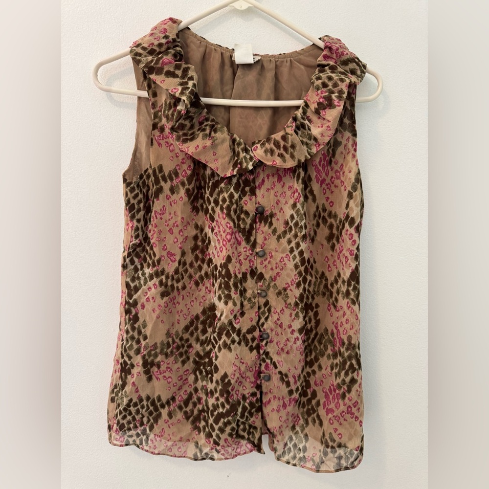 CDW Creative Design Works Ruffled Sleeveless Button-Down Pattern Blouse Size M